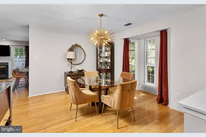 301 Pheasant Run, Monmouth Junction, NJ 08852 - Photo 5