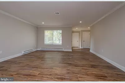 742 Pompton Road, Monroe Township, NJ 08831 - Photo 17