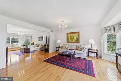 1 Launcelot Drive, Monroe Township, NJ 08831 - Photo 5