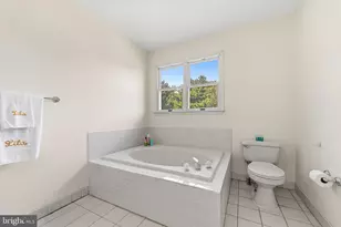 1 Launcelot Dr, Monroe Township, NJ 08831 - Photo 23