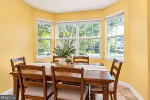 702 Blossom Cir, Dayton, NJ 08810 - Photo 9