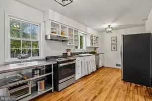 163 N Main St, Cranbury Township, NJ 08512 - Photo 13