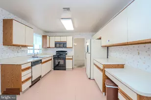 644A Nutley Dr, Monroe Township, NJ 08831 - Photo 19