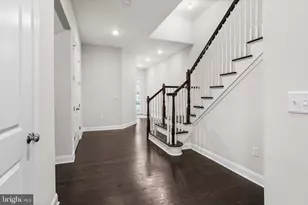 38 Hamilton Dr, Cranbury Township, NJ 08512 - Photo 7