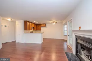 250 Crosspointe Dr, East Brunswick Township, NJ 08816 - Photo 11