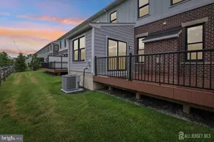 52 Riverwalk River, Plainsboro Township, NJ 08536 - Photo 3