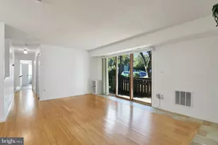 2013 Aspen Dr, Plainsboro Township, NJ 08536 - Photo 17