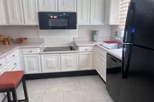 111 Hanover Ln, Monroe Township, NJ 08831 - Photo 7