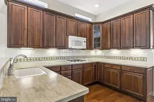 5 Ascot Ct, Kendall Park, NJ 08824 - Photo 23