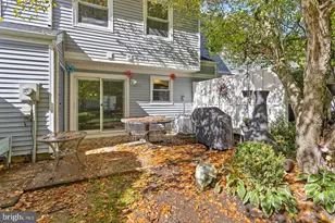 127 Baron Ln, East Brunswick Township, NJ 08816 - Photo 13