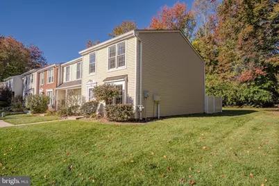 49 Cottonwood Court, Monmouth Junction, NJ 08852 - Photo 3