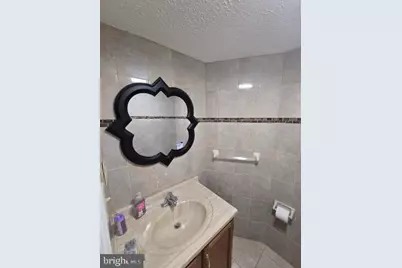 18 Dallenbach Lane, East Brunswick Township, NJ 08816 - Photo 15