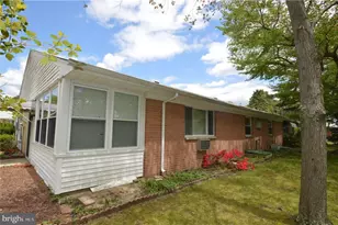 32 Crestwood Pkwy, Manchester Township, NJ 08759 - Photo 5