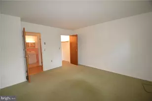 32 Crestwood Pkwy, Manchester Township, NJ 08759 - Photo 19