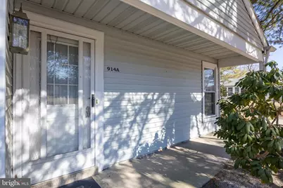 914 Liverpool Circle, Manchester Township, NJ 08759 - Photo 5