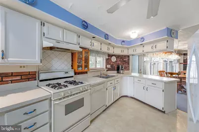 60 Holly, Long Beach Township, NJ 08008 - Photo 25