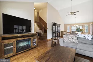 113 Toggle Rd, Manahawkin, NJ 08050 - Photo 9