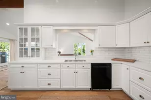 5 W 4th St, Barnegat Light, NJ 08006 - Photo 11