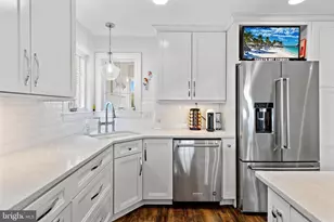 222 7th St, Beach Haven, NJ 08008 - Photo 15