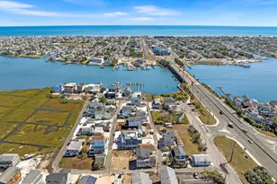 2561 2nd, Manahawkin, NJ 08050 - Photo 35