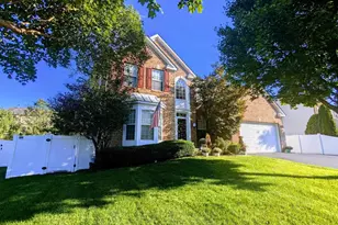 60 Lamp Post Dr, Barnegat, NJ 08005 - Photo 1