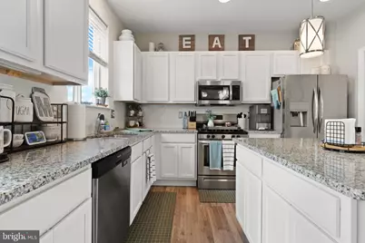 48 Farragut Avenue, Barnegat Twp, NJ 08005 - Photo 9