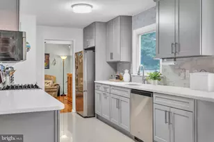 718 Arrow Dr, Toms River, NJ 08753 - Photo 9