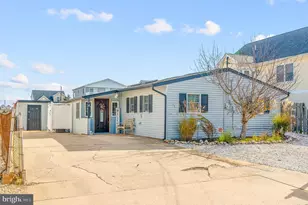 99 Lake Superior Dr, Tuckerton, NJ 08087 - Photo 1