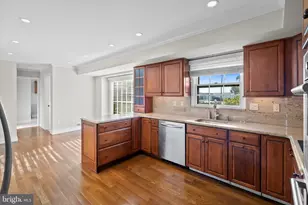 27 Magnolia Ln, Toms River, NJ 08753 - Photo 17