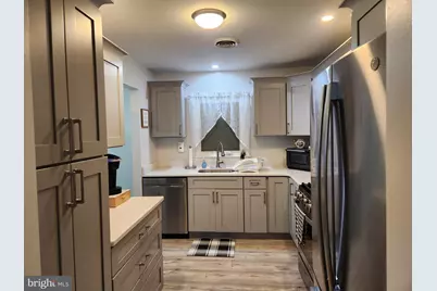 35 Edinburgh Drive, Toms River, NJ 08757 - Photo 9