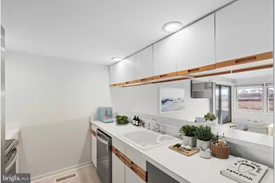 1001 Ocean Ave #1017, Ship Bottom, NJ 08008 - Photo 9