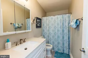 16 Cranberry Dr, Cream Ridge, NJ 08514 - Photo 17