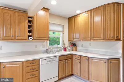 611 Boulton Avenue, Point Pleasant Beach, NJ 08742 - Photo 7