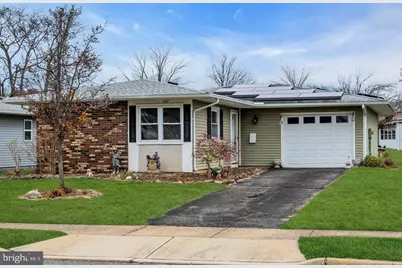 201 Blake Circle, Brick, NJ 08724 - Photo 5