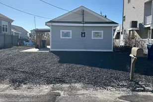 41 W Raritan Dr, Tuckerton, NJ 08087 - Photo 3