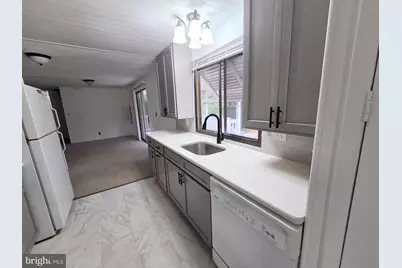 5 Susan Drive, Barnegat, NJ 08005 - Photo 7