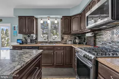 890 Roundtree Drive, Toms River, NJ 08753 - Photo 11