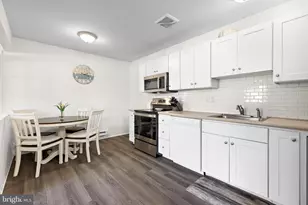 528 Lilac Ln, Manchester Township, NJ 08759 - Photo 7