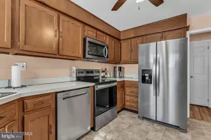 912 Dumbarton Dr, Lakewood, NJ 08701 - Photo 9