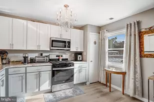 2 Vincent Ct, Little Egg Harbor, NJ 08087 - Photo 5