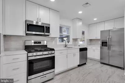 1037 Savannah Street, Toms River, NJ 08753 - Photo 9