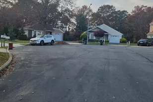 13 Dove Tree Ct, Barnegat, NJ 08005 - Photo 3