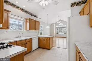 87 Halsted Dr, Manchester Township, NJ 08759 - Photo 5