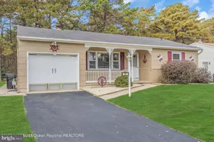 37 Zeeland Dr, Toms River, NJ 08757 - Photo 3