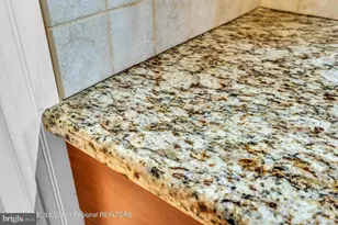 37 Zeeland Dr, Berkeley, NJ 08757 - Photo 33