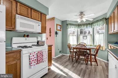 160 Spinnaker Avenue, Manahawkin, NJ 08050 - Photo 11