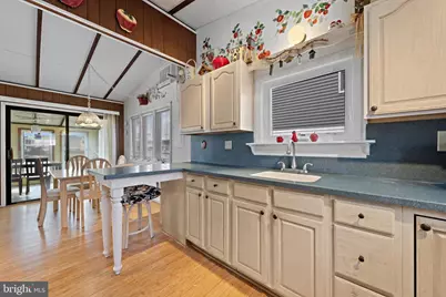 1467 Paul Boulevard, Manahawkin, NJ 08050 - Photo 9