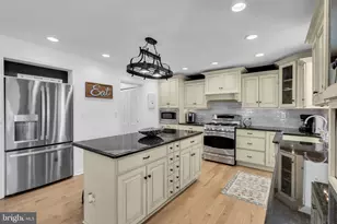 44 Claudia Ln, Manahawkin, NJ 08050 - Photo 11