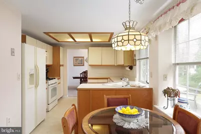 1031 Thornbury La, Manchester Township, NJ 08759 - Photo 17