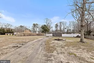 693 Lake Barnegat Dr N, Lanoka Harbor, NJ 08734 - Photo 31